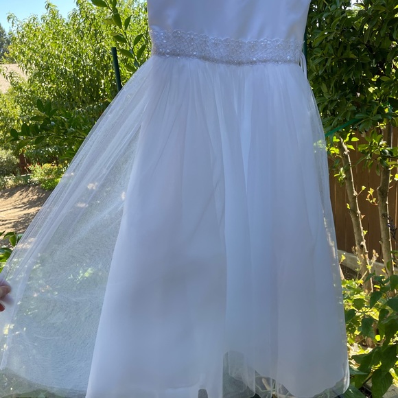 Girls Formal Dress Simple White with Detailing - Picture 2 of 8
